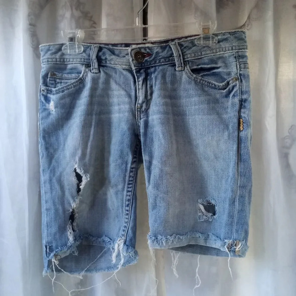 * Aeropostale short size 5/6 ( box H ) - Picture 1 of 5